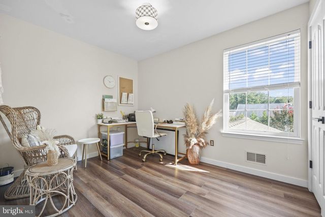1009 BEACH LN, Manahawkin, NJ 08050