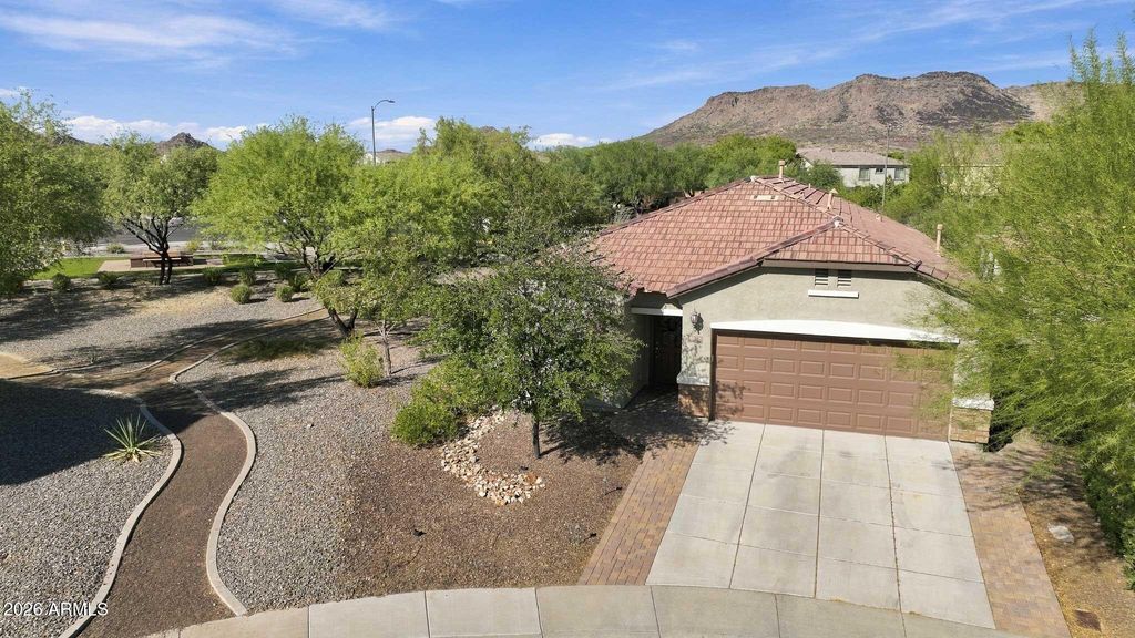 5440 W YEARLING Road, Phoenix, AZ 85083 — exterior