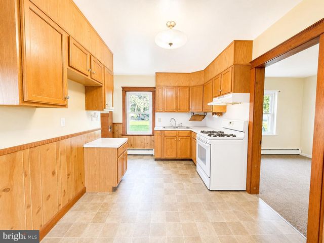 6016 BALTIMORE PIKE, Littlestown, PA 17340