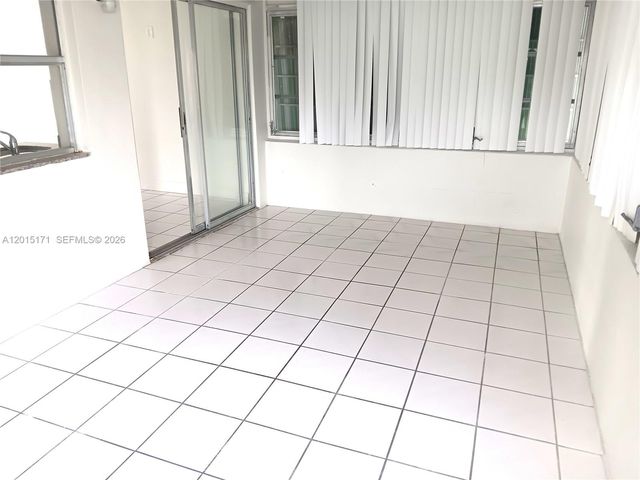 7004 NW 67th Ave, Tamarac, FL 33321