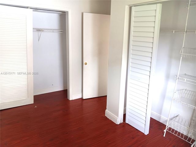 7004 NW 67th Ave, Tamarac, FL 33321