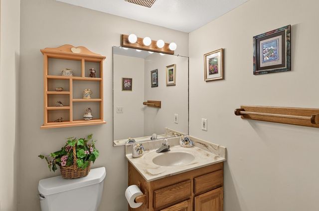 2537 Shoreline Road, Bradley, CA 93426