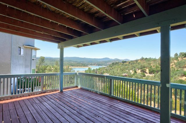 2537 Shoreline Road, Bradley, CA 93426