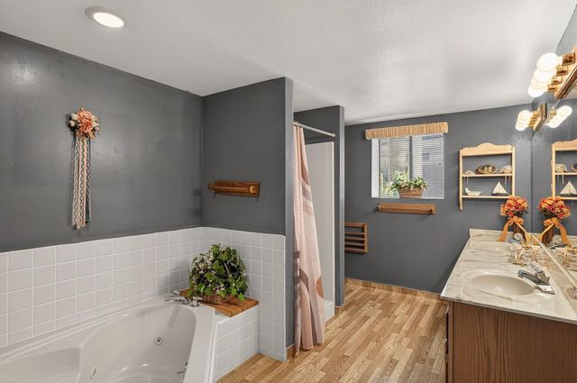 2537 Shoreline Road, Bradley, CA 93426