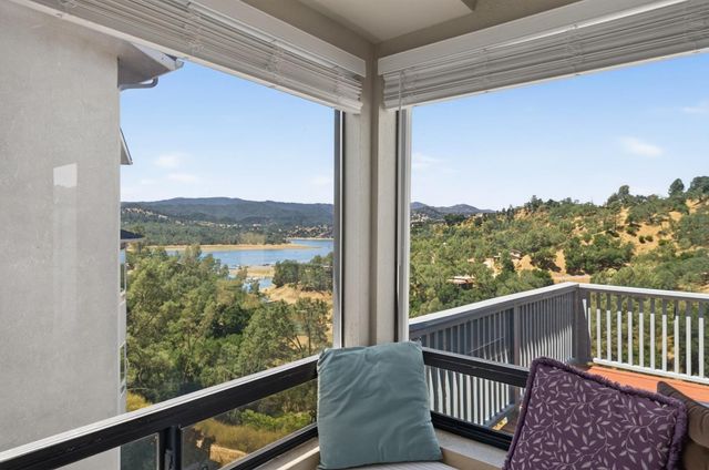 2537 Shoreline Road, Bradley, CA 93426
