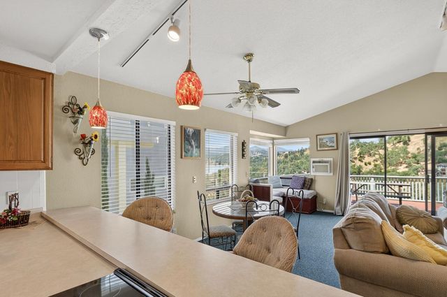 2537 Shoreline Road, Bradley, CA 93426