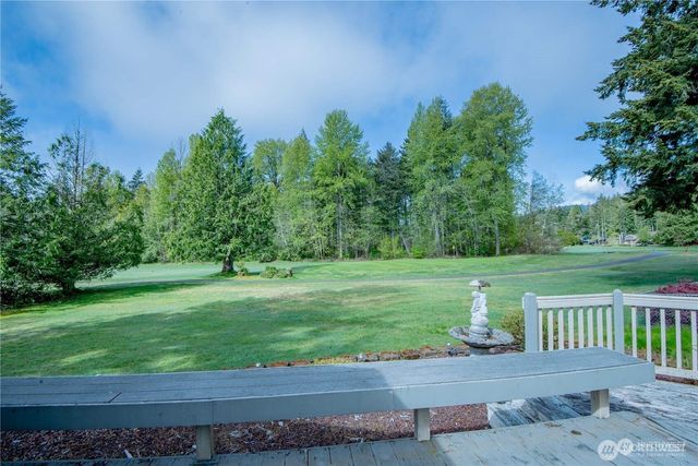 70 N Fairway Drive E, Hoodsport, WA 98548