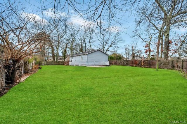 19 Windus Drive, Shirley, NY 11967