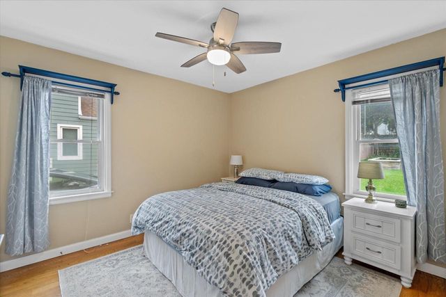 2116 N 85th STREET, Wauwatosa, WI 53226