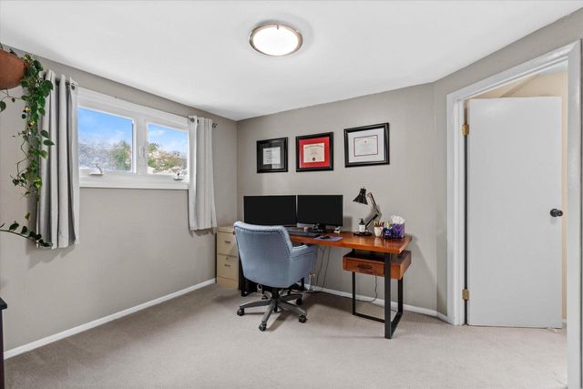2116 N 85th STREET, Wauwatosa, WI 53226