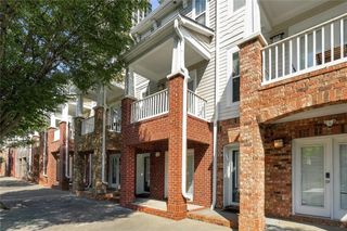 217 16th Street NW 6, Atlanta, GA 30363