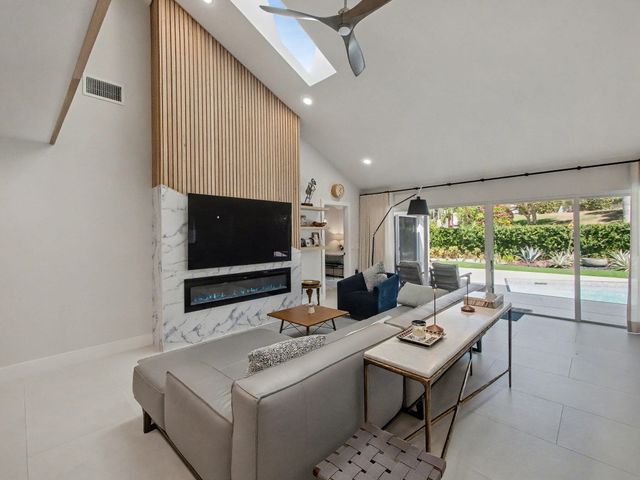 101 Dunes Edge Road, Jupiter, FL 33477