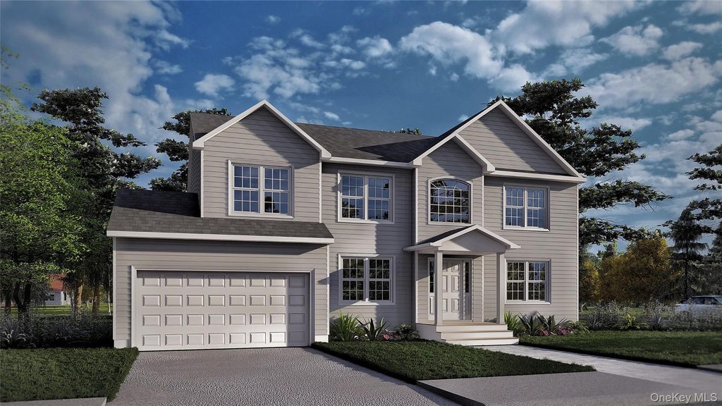 22 Avenue E, Holbrook, NY 11741