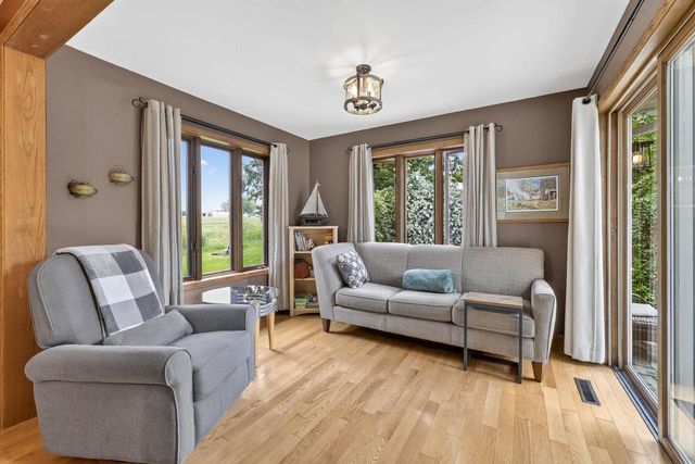 610 Nordic Trail, Stoughton, WI 53589