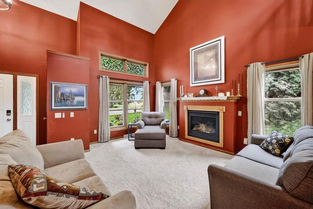 610 Nordic Trail, Stoughton, WI 53589