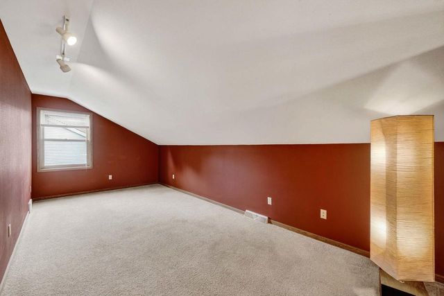 610 Nordic Trail, Stoughton, WI 53589