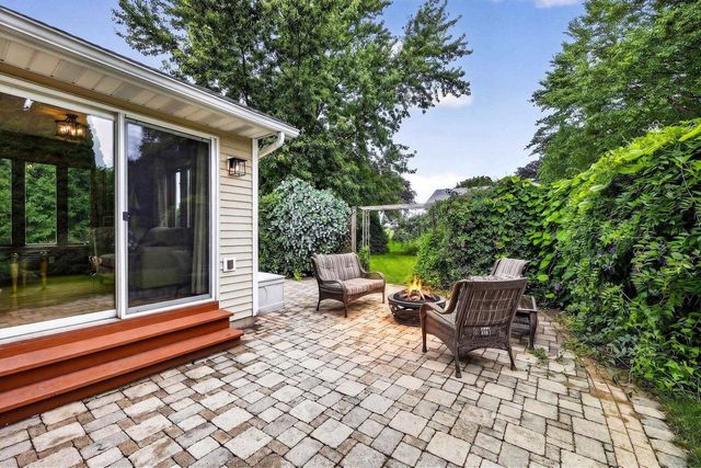 610 Nordic Trail, Stoughton, WI 53589