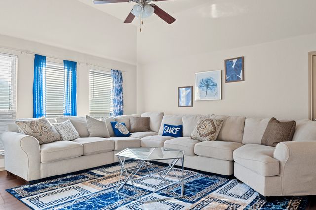 428 Running Water Trail, Fort Worth, TX 76131