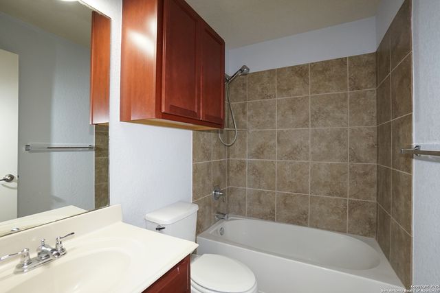 8527 Pecan Cross, San Antonio, TX 78240