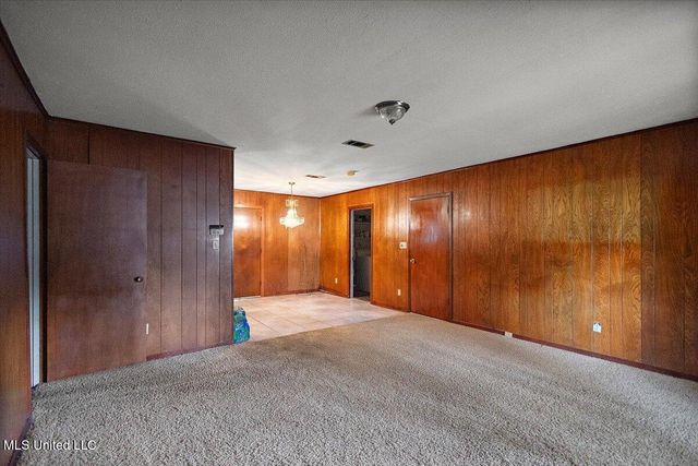 2530 Crestleigh Manor, Jackson, MS 39204