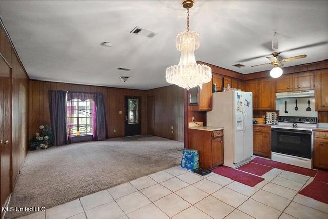 2530 Crestleigh Manor, Jackson, MS 39204