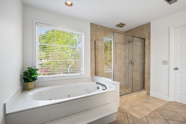 1570 Woodberry Ct, Brentwood, TN 37027