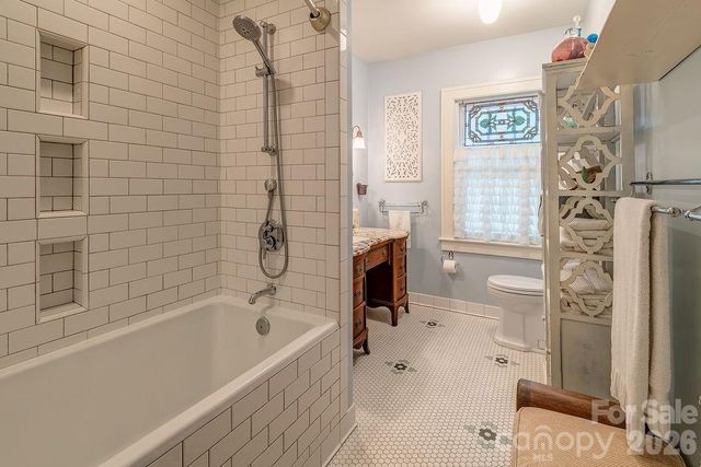 83 Tacoma Circle, Asheville, NC 28801