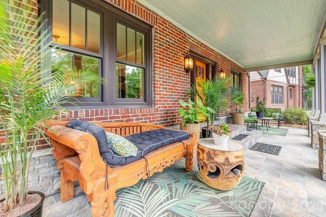 83 Tacoma Circle, Asheville, NC 28801