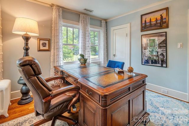 83 Tacoma Circle, Asheville, NC 28801