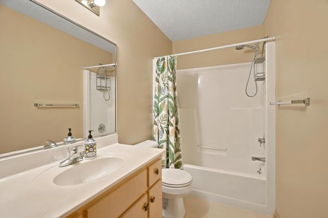 1460 O'Ryan Trail N, Stillwater, MN 55082