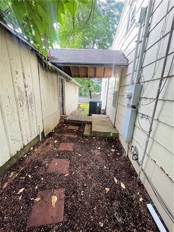 205 W 3rd Street, Holden, MO 64040