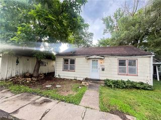 205 W 3rd Street, Holden, MO 64040