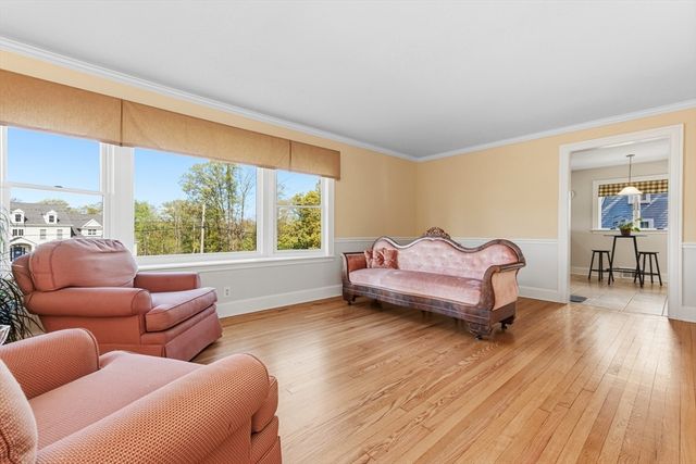 122 Deerfoot Rd, Southborough, MA 01772
