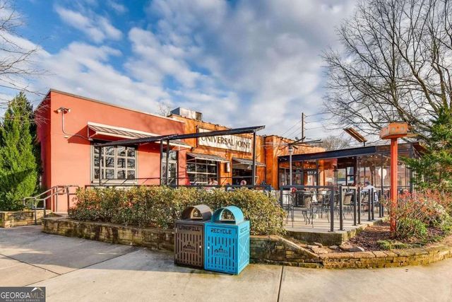 448 E Lake Drive, Decatur, GA 30030