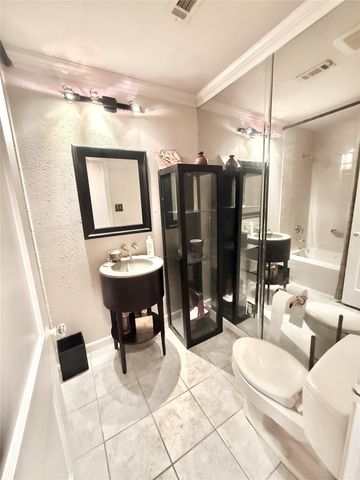 3546 Rosedale Street, Houston, TX 77004