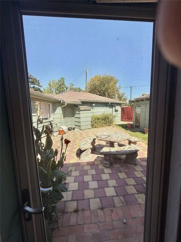 3546 Rosedale Street, Houston, TX 77004