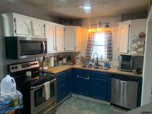 2503 WASHINGTON Street, Bellevue, NE 68005