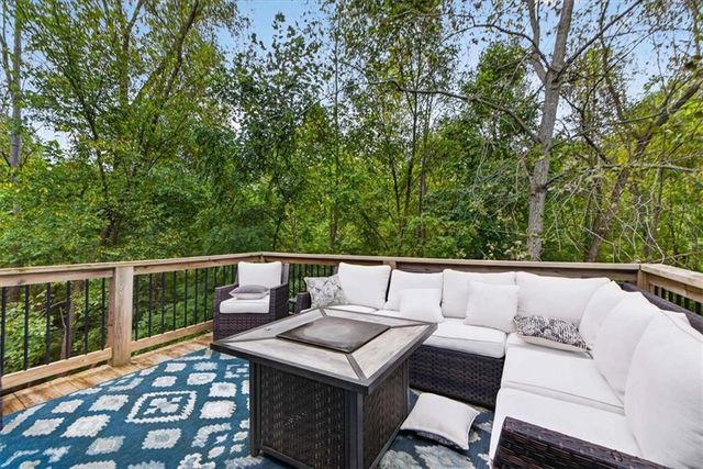 419 E 166th Court, Belton, MO 64012