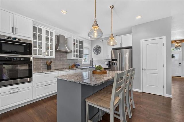 419 E 166th Court, Belton, MO 64012
