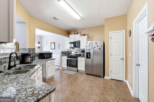 729 Mountain Laurel Drive, Canton, GA 30114