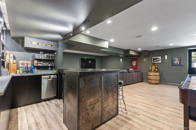 16 John Jay Place, Rye, NY 10580