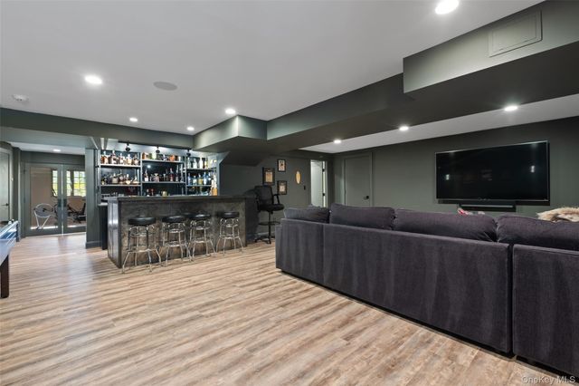 16 John Jay Place, Rye, NY 10580