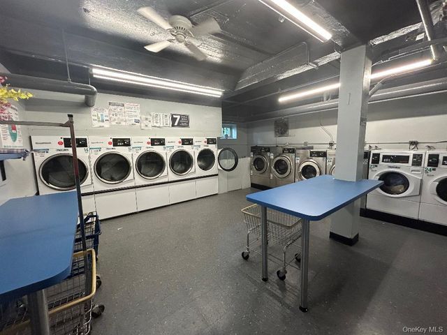 23-35 Bell Boulevard 3H, Bayside, NY 11360