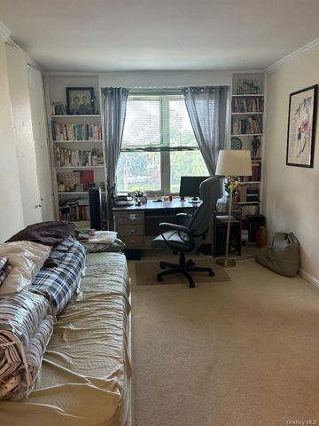 23-35 Bell Boulevard 3H, Bayside, NY 11360