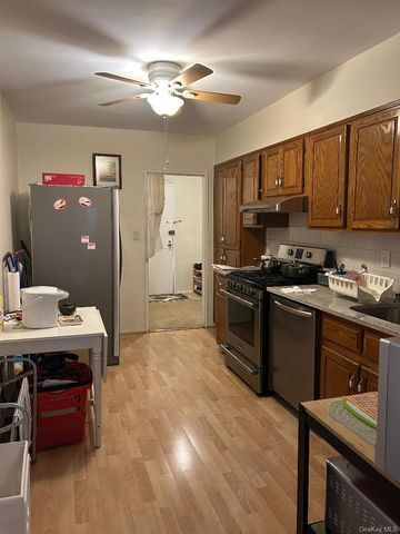 23-35 Bell Boulevard 3H, Bayside, NY 11360
