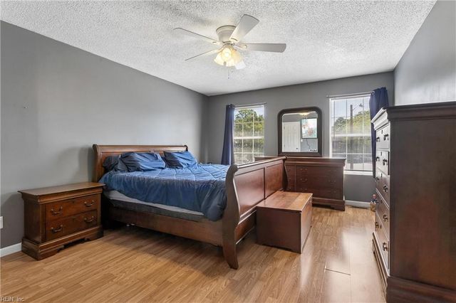 690 Emerald CT, Newport News, VA 23608