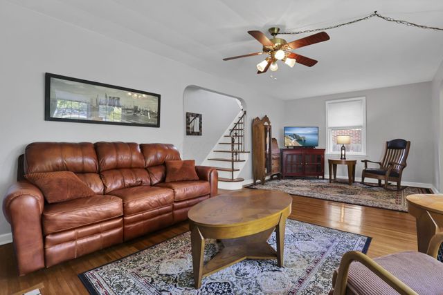 2926 Wicklow Road, Columbus, OH 43204