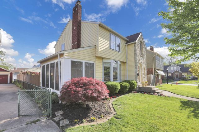 2926 Wicklow Road, Columbus, OH 43204