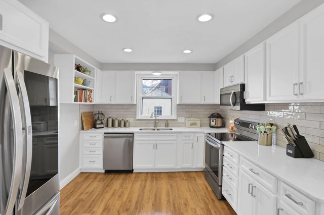 2926 Wicklow Road, Columbus, OH 43204