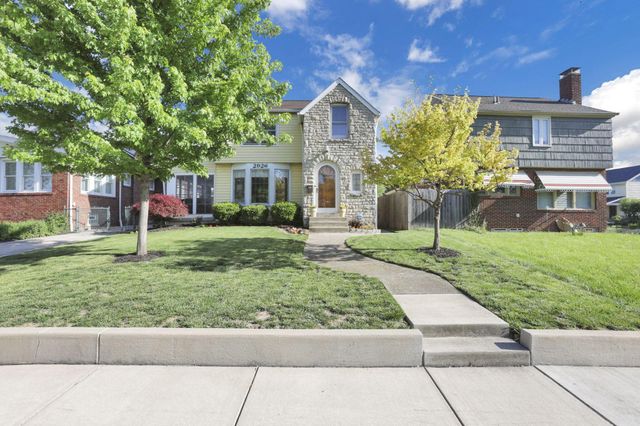 2926 Wicklow Road, Columbus, OH 43204